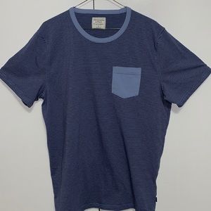 ABERCROMBIE & FINCH T-SHIRT